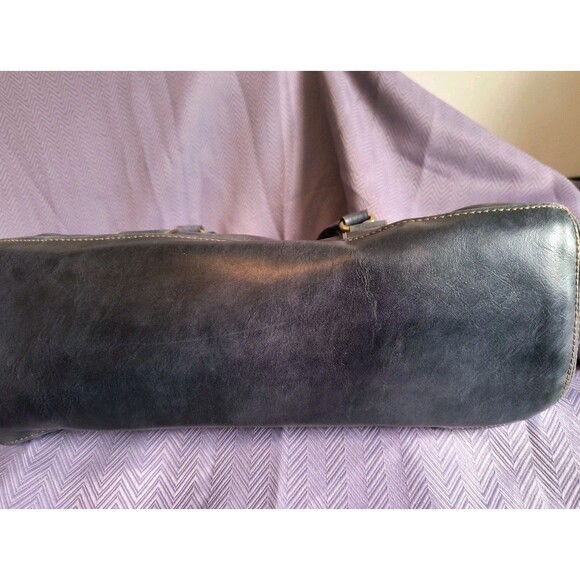 Liz Claiborne Blue Handbag Gold Hardware - Picture 7 of 7